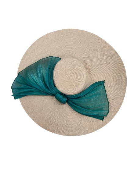 Beige guest pamela with bottle green knot