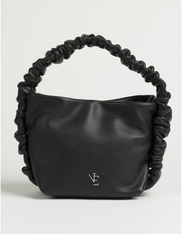 Bolso de piel negro con asa fruncida