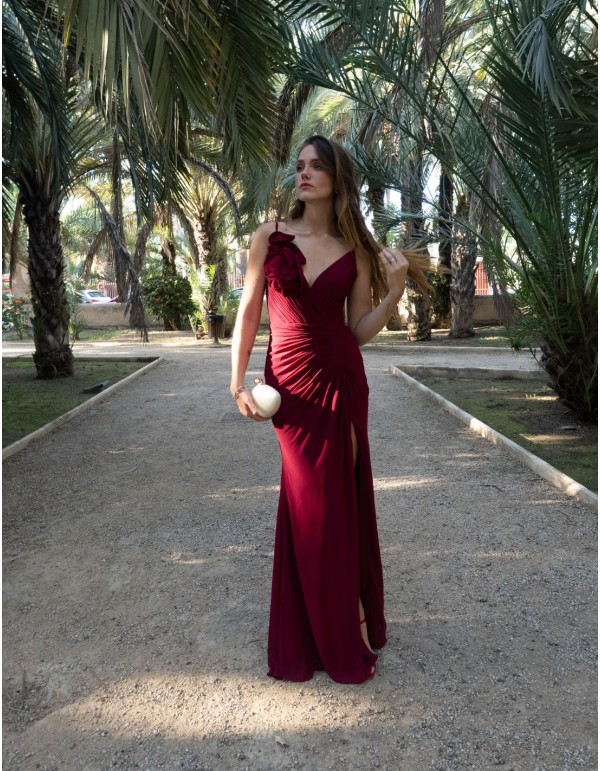 Long gown with V-neckline and flower detail on the strap 2