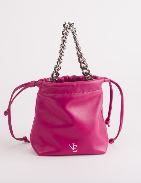Leather handbag with chain in the shape of a bag