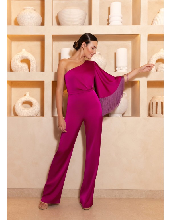 Jumpsuit with asymmetrical neckline and fringed sleeves... 2