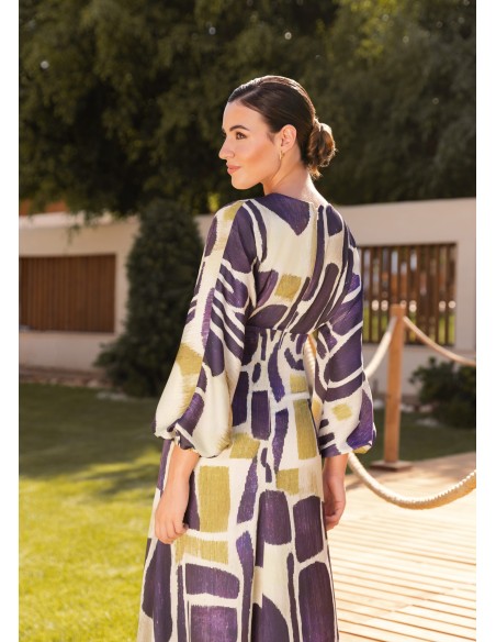 Vestido midi de corte imperio en satén con manga abullonada para invitadas