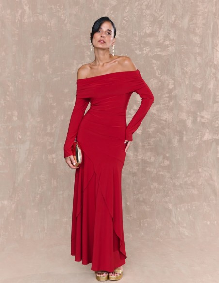 Vestido largo para invitada con escote barco y manga larga