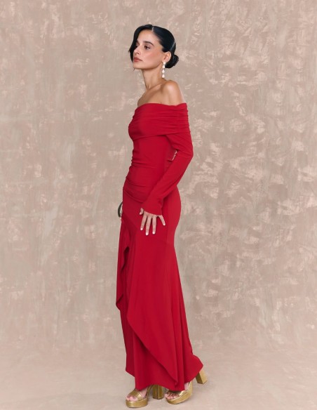 Long guest dress with boat neckline and long sleeves