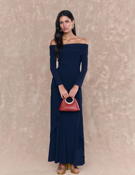 Vestido largo de invitada con manga larga y escote barco azul marino