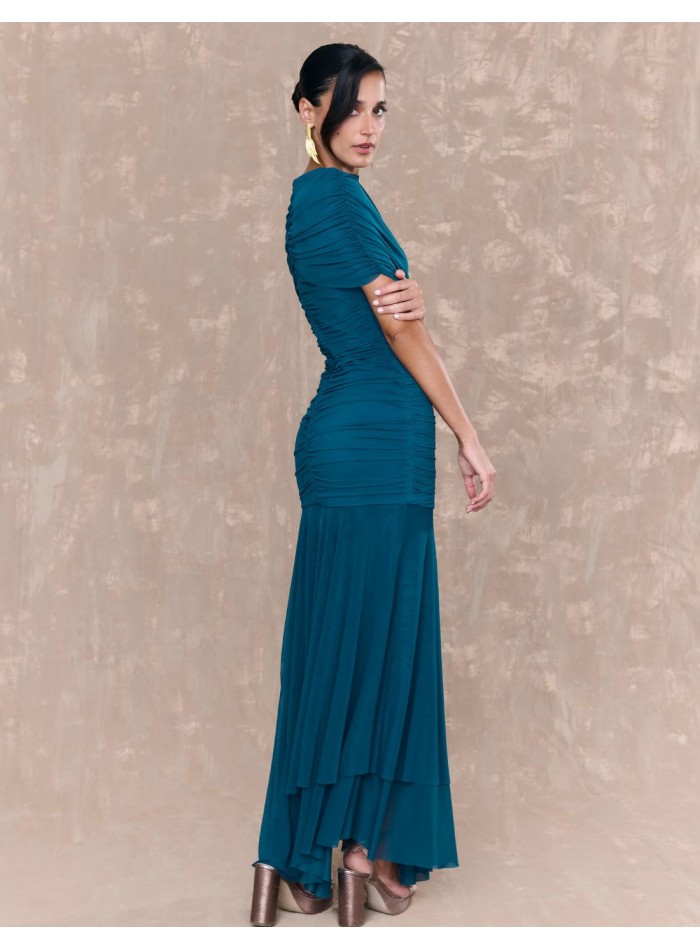 Vestido largo de tul con escote cruzado en tejido de tul para eventos