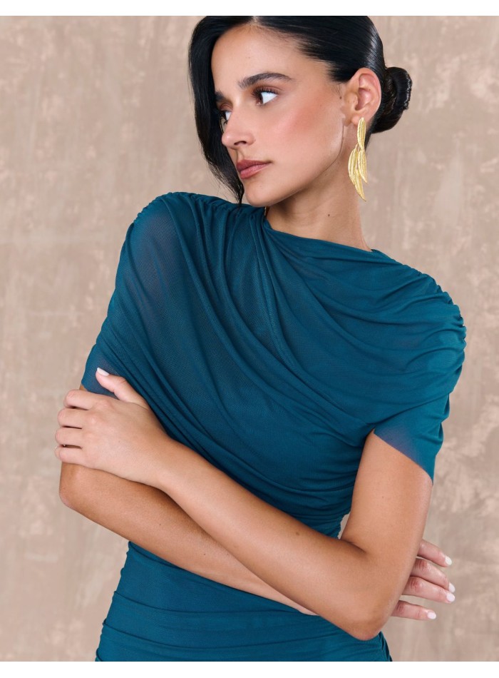 Vestido largo de tul con escote cruzado en tejido de tul en color azul