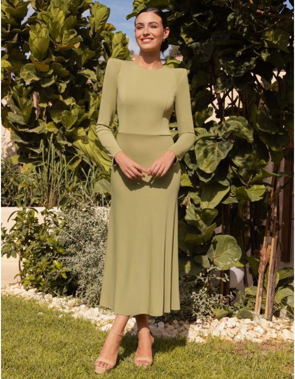 Elegant midi dress with waist cut and jewel buttons