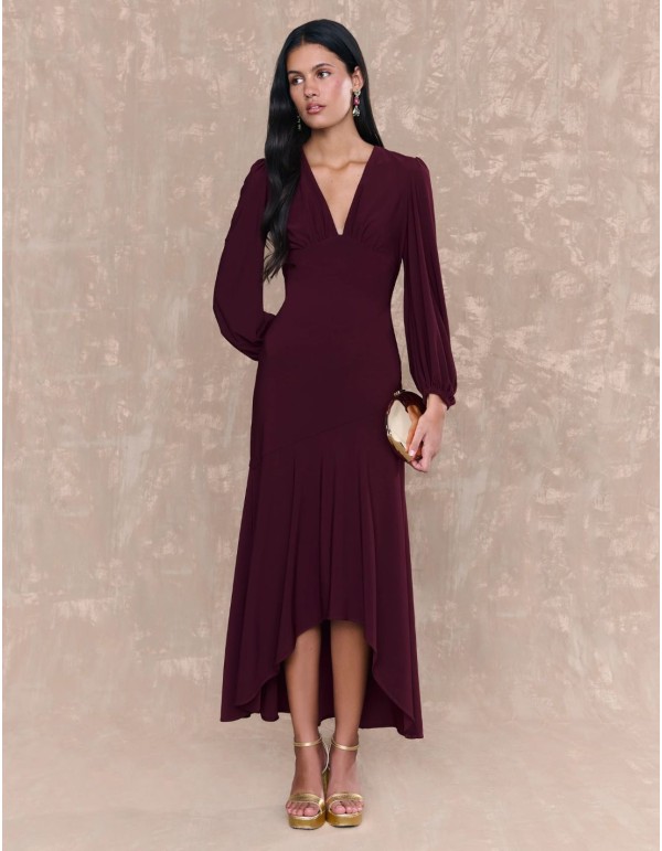 Robe midi bourgogne avec décolleté en V