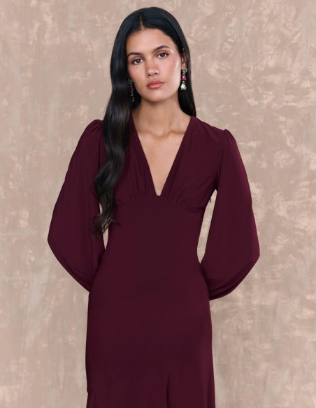 Burgundy midi dress with V-neckline