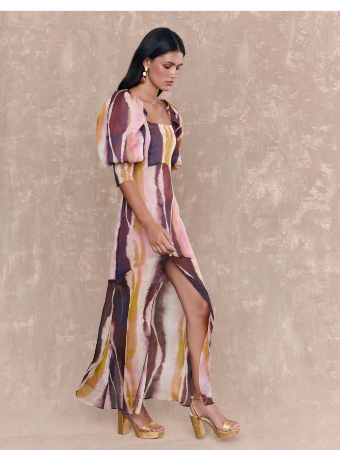 Robe longue multicolore à encolure carrée et...