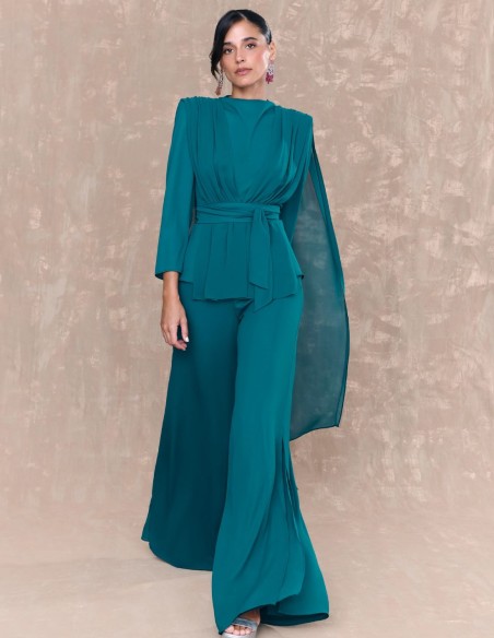 Pants of elephant foot color petroleum color