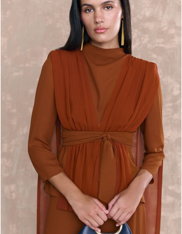 Blouse with draping and belt in brown