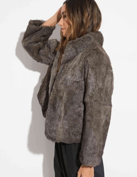 Chaqueta de invitada de piel