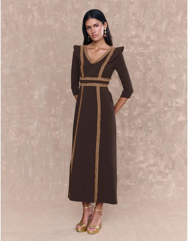 Vestido midi con manga francesa y motivos de fornitura