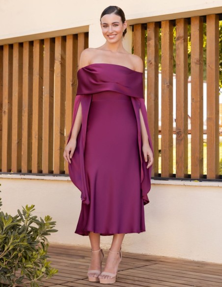 Robe midi à encolure bardot en satin et manches tombantes