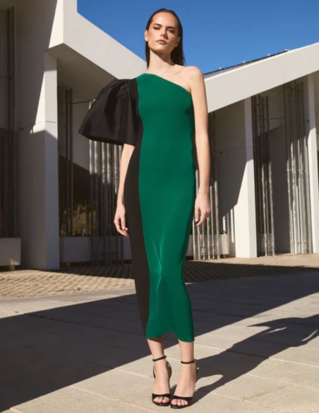 Asymmetrical midi dress with bare shoulder and taffeta sleeves