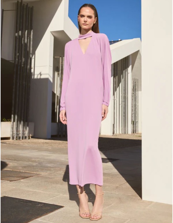 Robe d'invité midi lilas avec dos ouvert et manches...