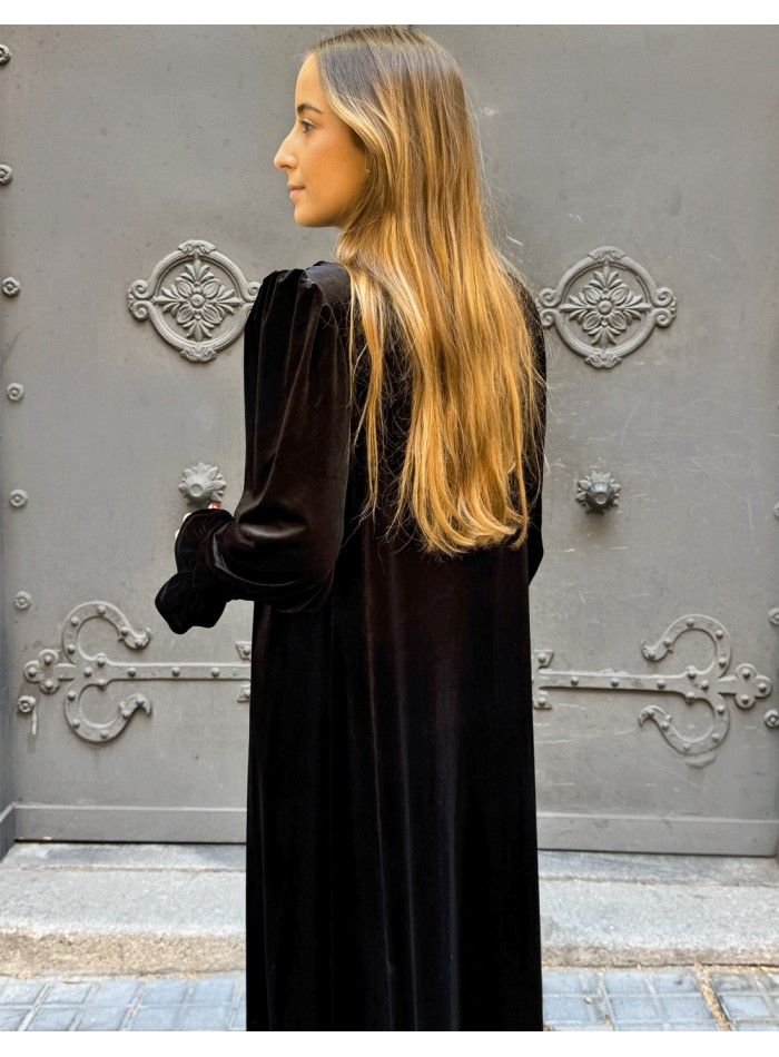 kimono negro de terciopleo