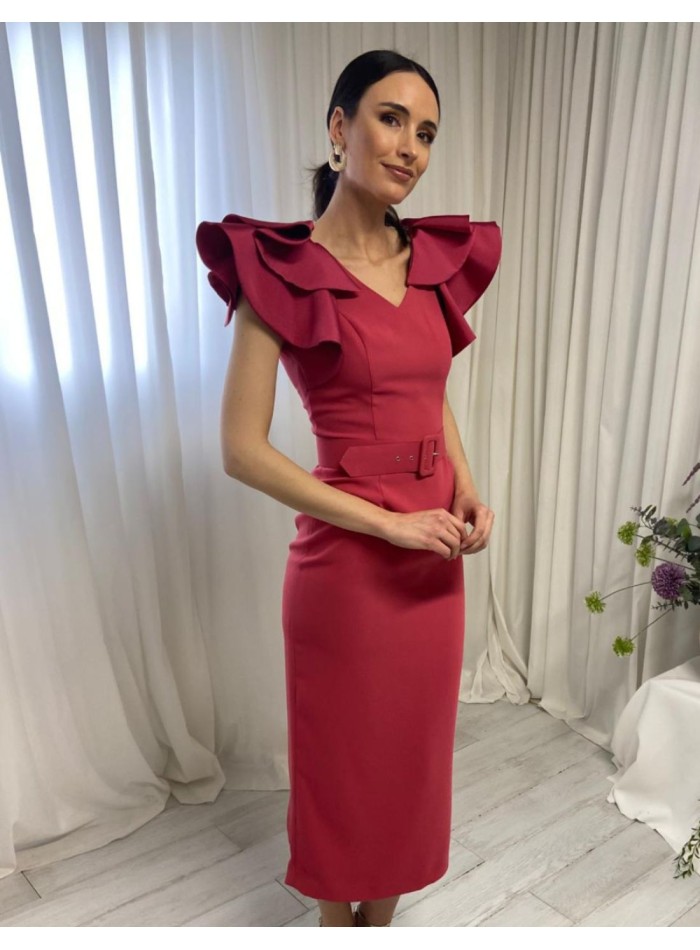 Midi dress with ruffles on the sleeve and belt
