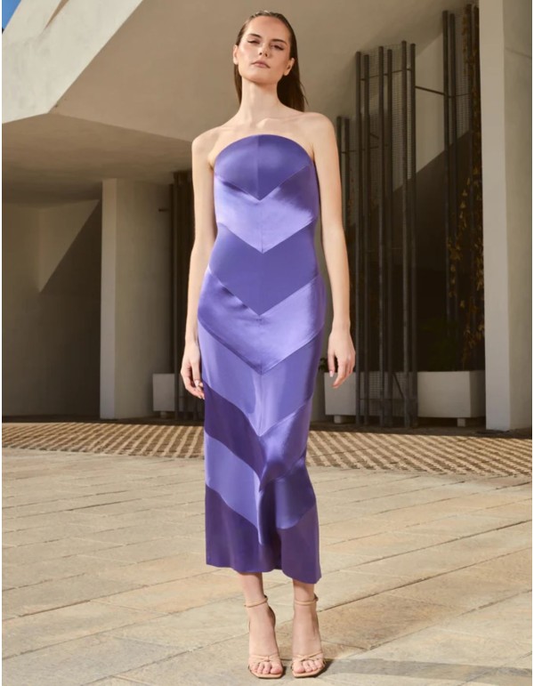 Vestido midi morado palabra de honor con escote curvo