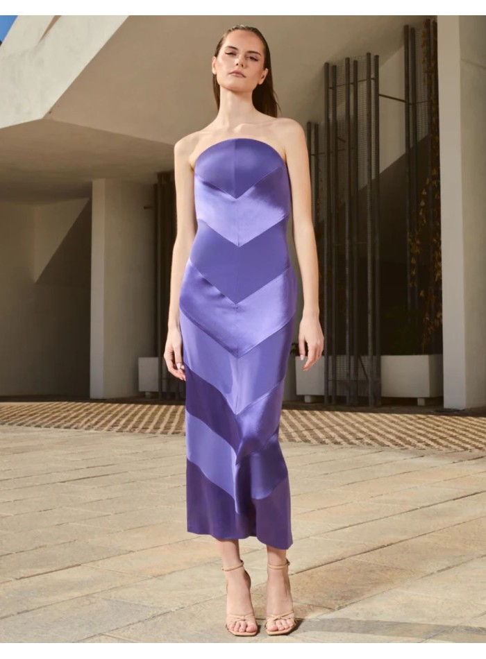 Vestido midi morado palabra de honor con escote curvo