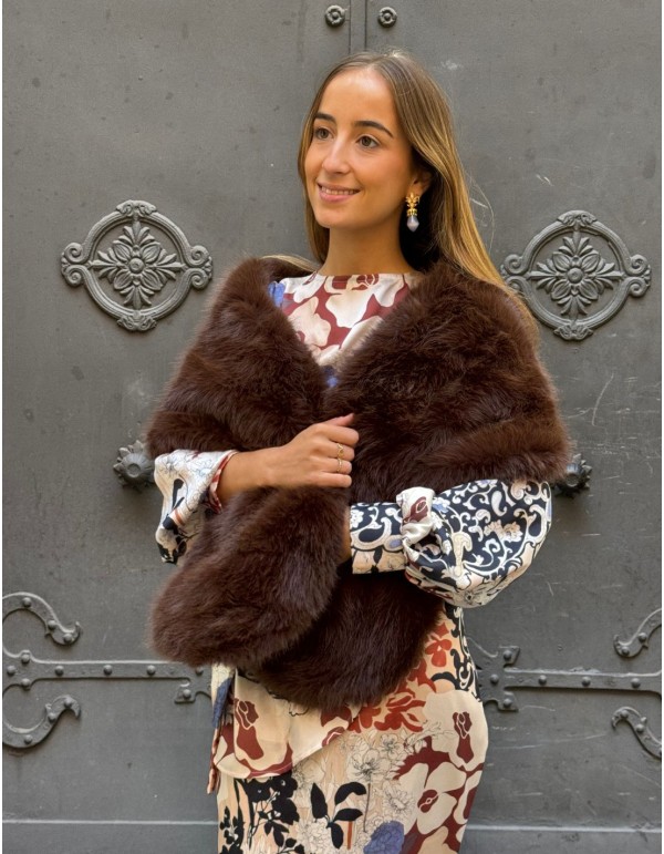 Chocolate brown long hair wrap for wedding guests 2