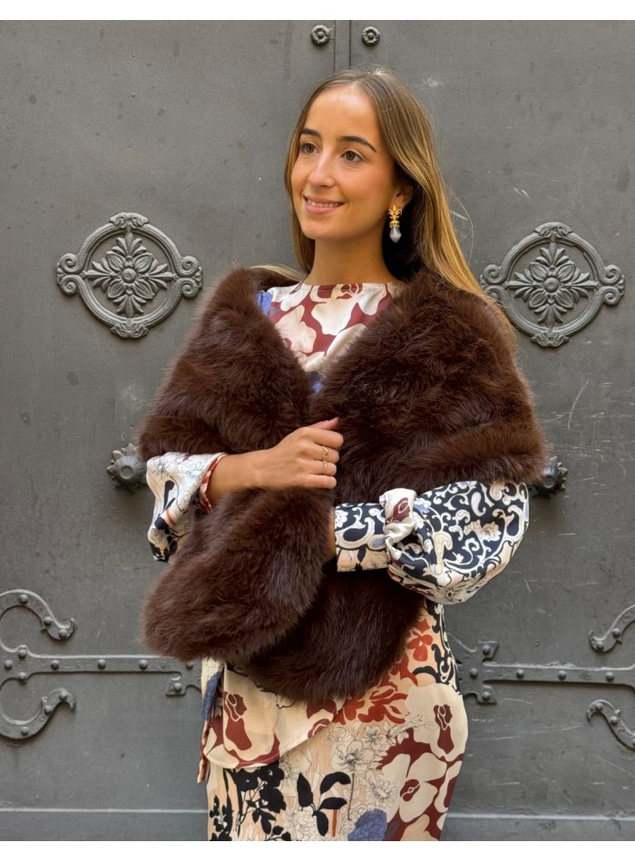 Chocolate brown long hair wrap for wedding guests