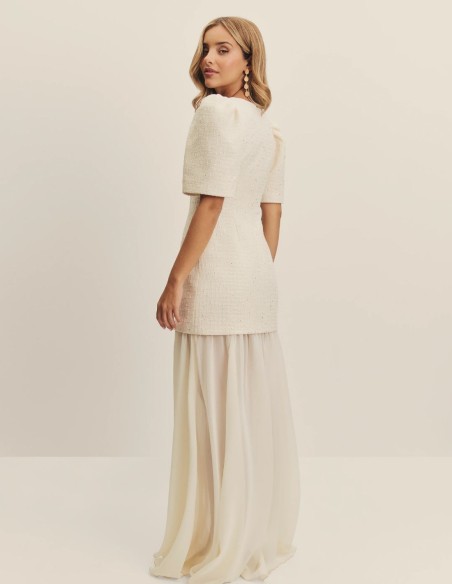 Tweed and chiffon wedding dress with puffed sleeves