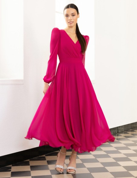 Vestido midi con manga larga y espalda abierta