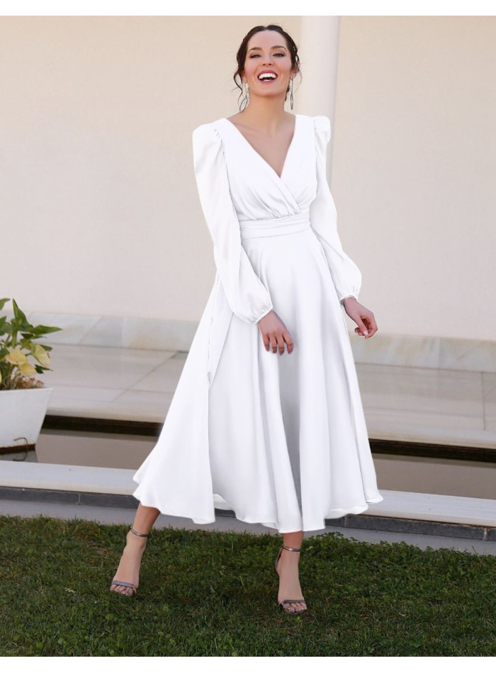 Midi dress with long sleeves and open back