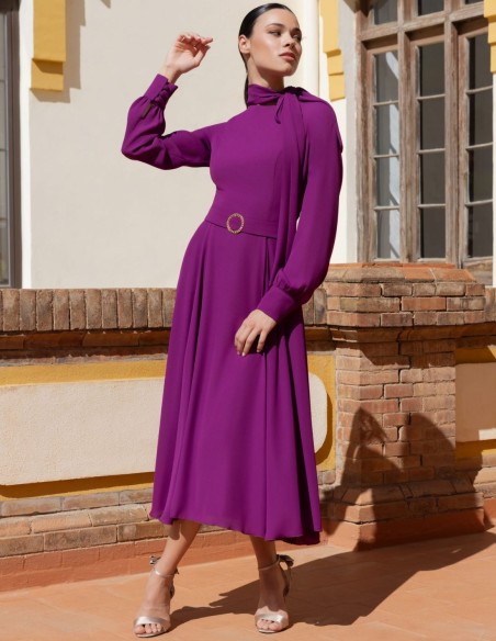 Vestido midi en tejido de gasa con lazo al cuello