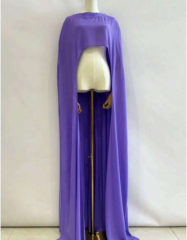 Cape invitée asymétrique en mousseline de soie...