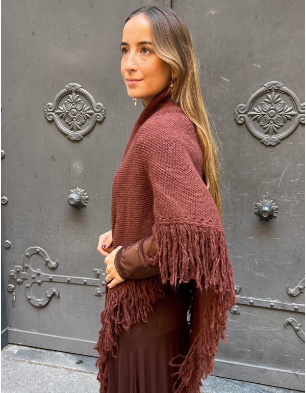 Burgundy fringed poncho for wedding guests 2
