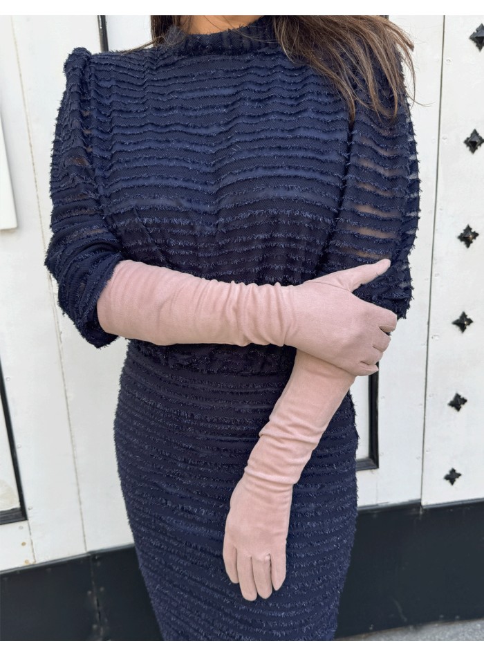 Gants en daim rose pour les invités