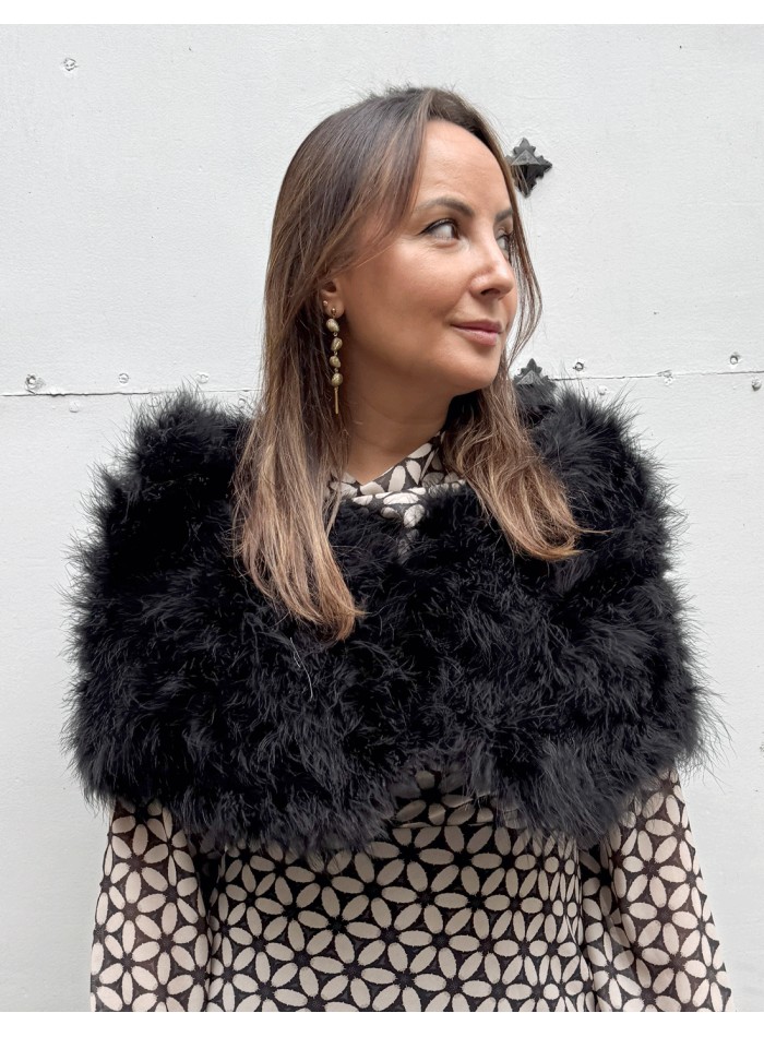 Black ostrich feather stole for wedding guests