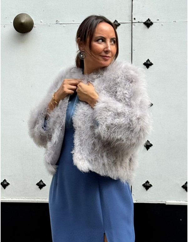 Short ostrich feather guest jacket in grey color 2