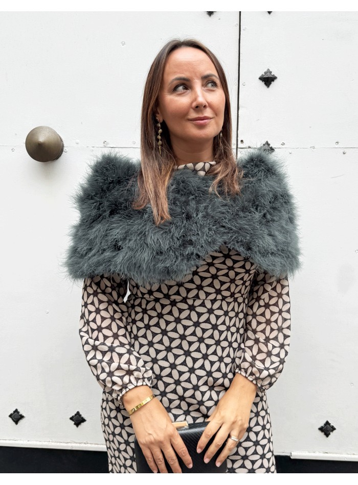 Étole en plumes d'autruche de couleur verte