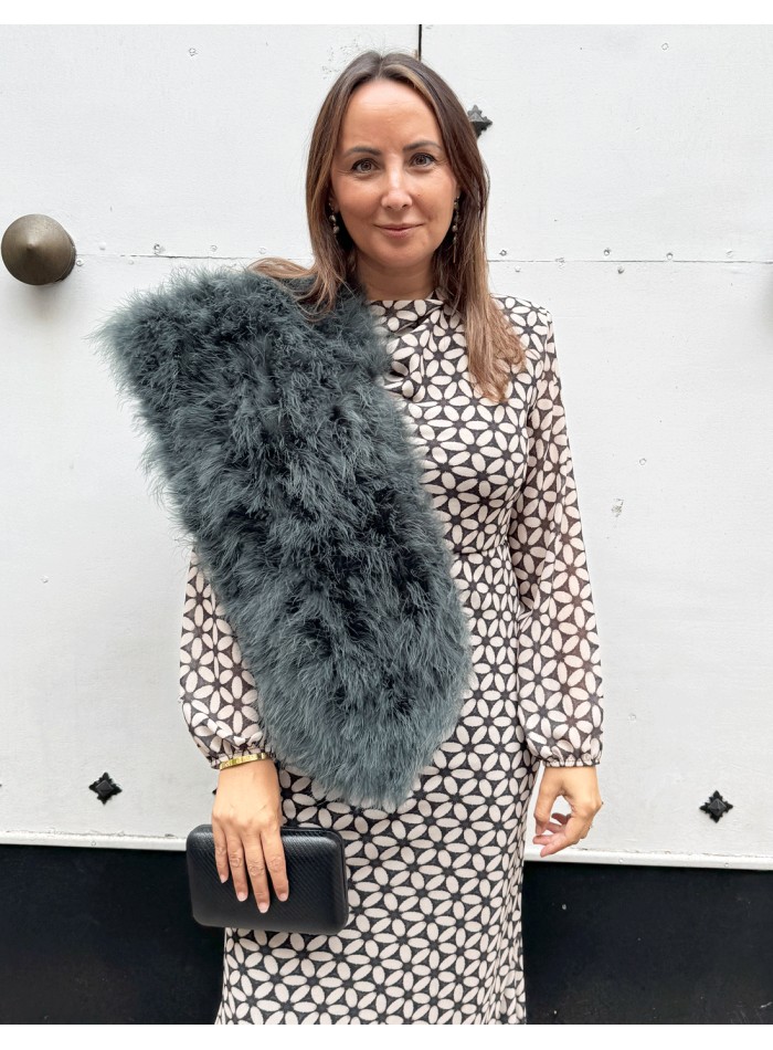 Ostrich feather wrap in green color