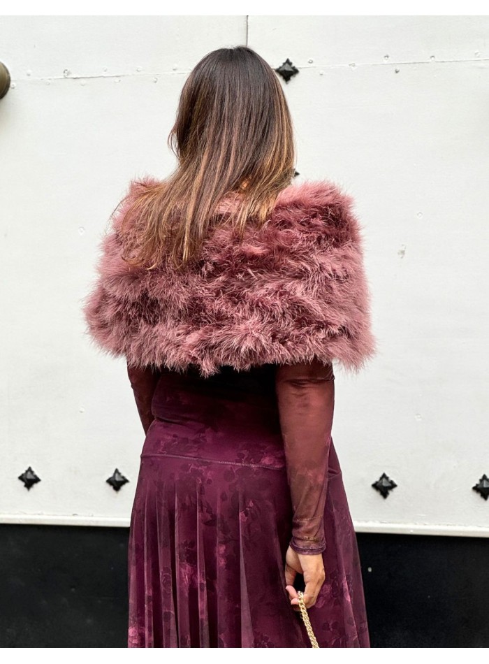 Estola para invitada de pluma de avestruz color...