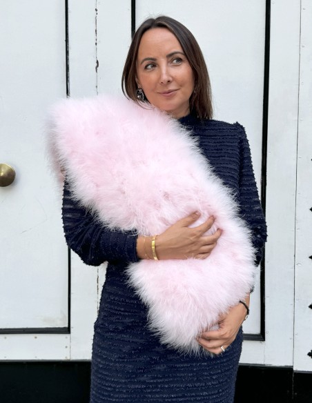 Pink ostrich feather wrap for wedding guests