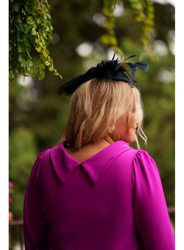 Ensemble pantalon et veste avec détails en plumes