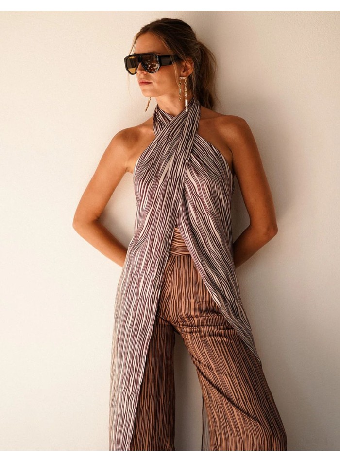 Top largo con rayas en color crudo