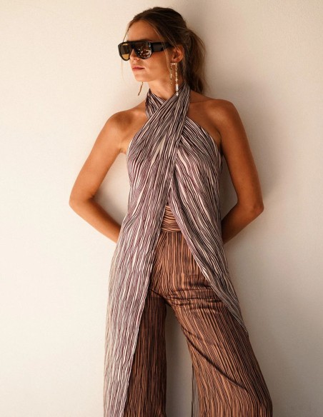 Top largo con rayas en color crudo