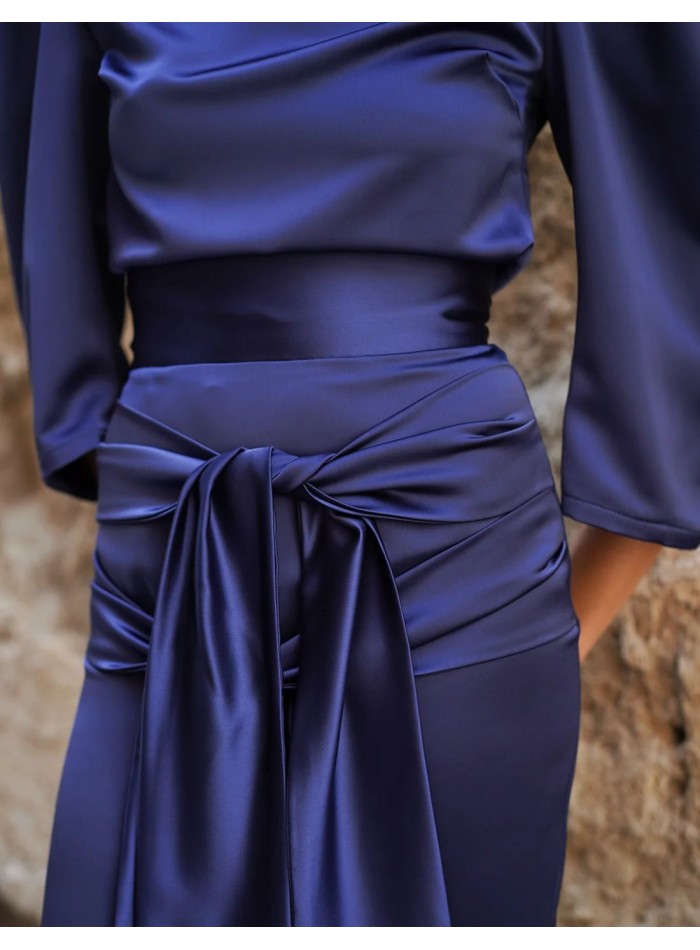 Long satin skirt with double lacing in front