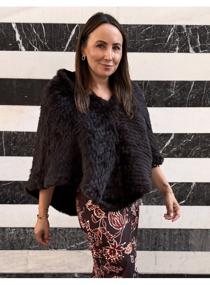 Longue cape de lapin tressée marron