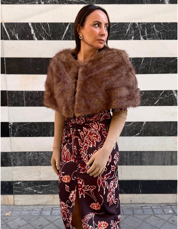 Manteau court pour invités en brun clair 2