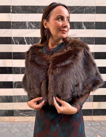 Dark brown short guest cape