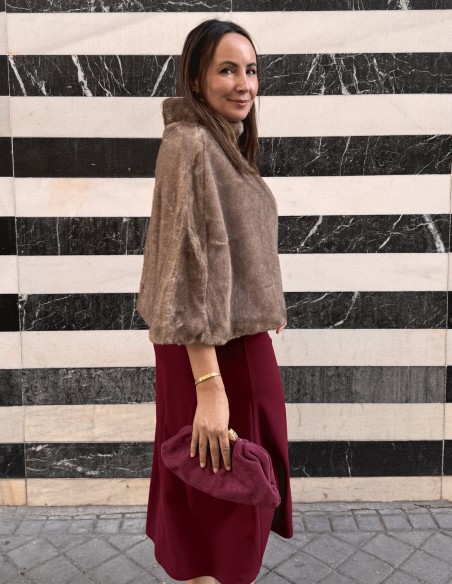 Brown synthetic hair cape for wedding guests