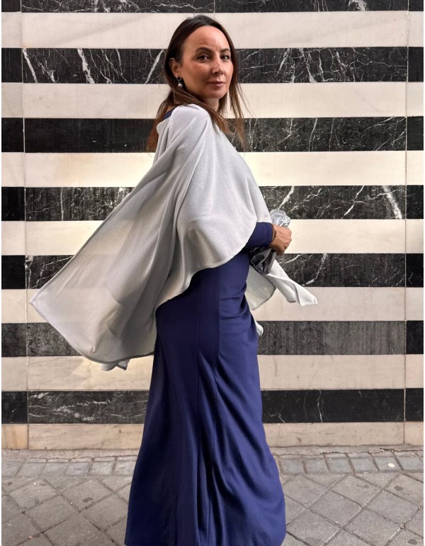 Silver glitter guest cape 2